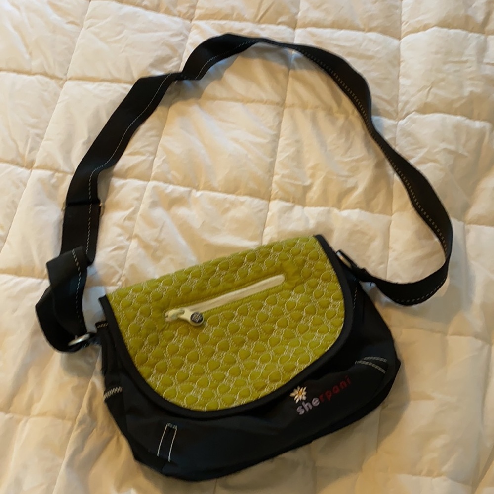 Sherpani Purse